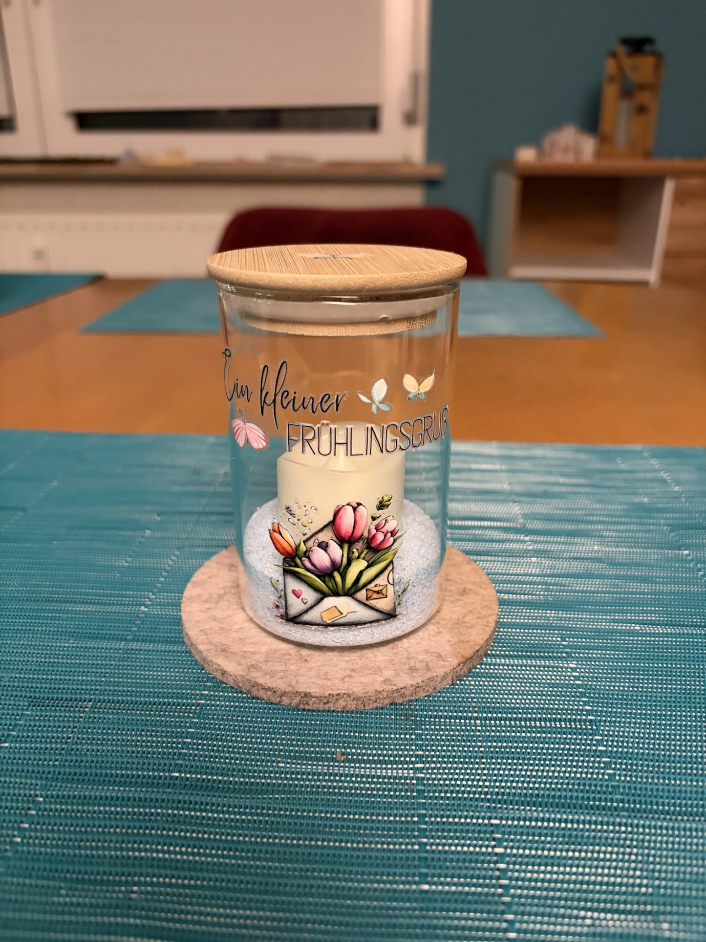 Fruehlingslicht_Glas_Ein_kleiner_Fruehlingsgruss