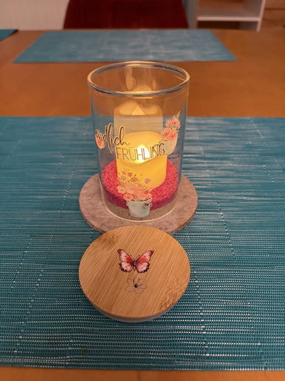 Fruehlingslicht_Glas_Endlich_Fruehling_rosa_Blumen_beleuchtet