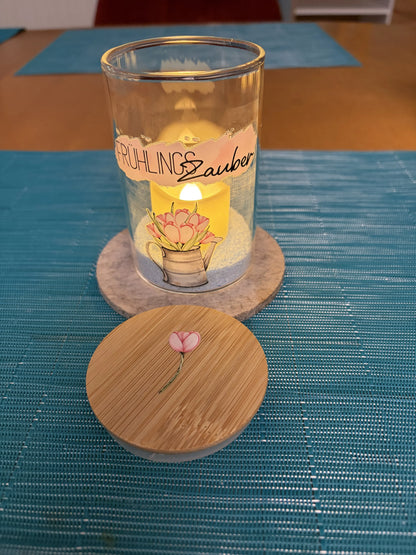 Fruehlingslicht_Glas_Fruehlingszauber_beleuchtet