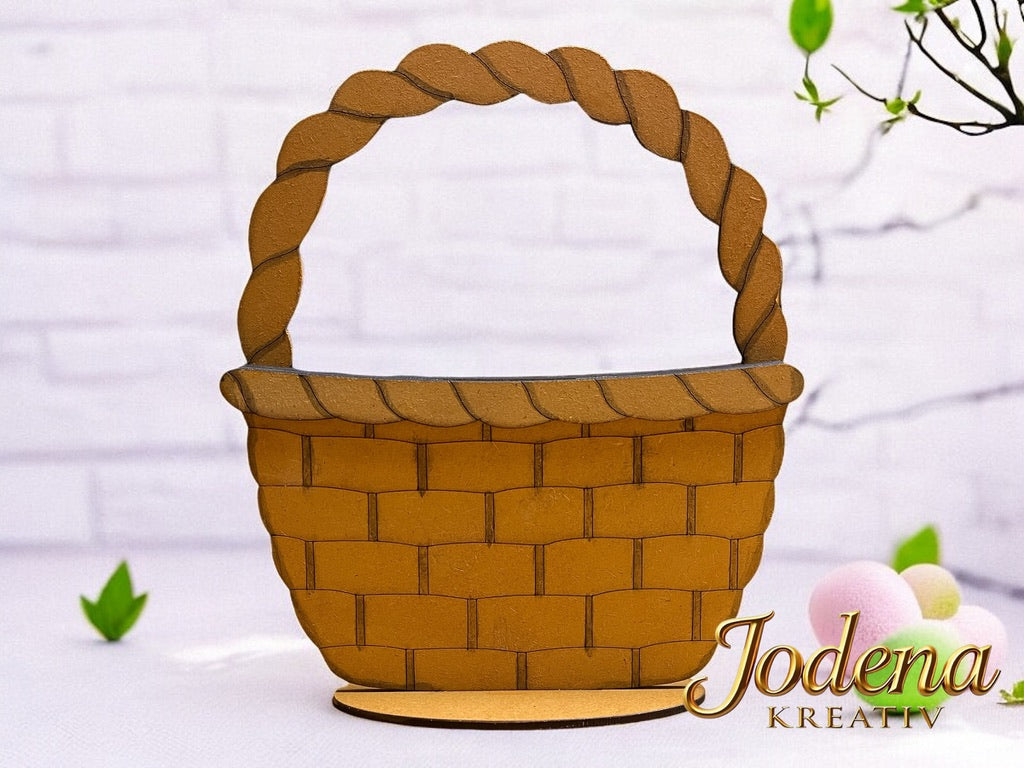 Geflochtener_Korb_braun_solo_heller_Hintergrund