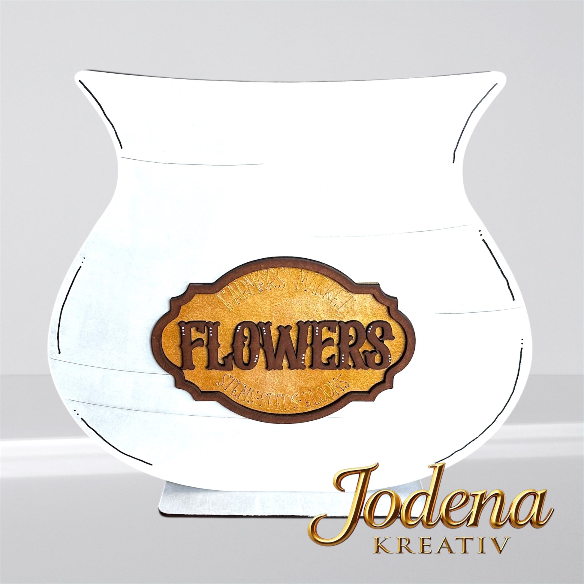 weiße Blumenvase aus Holz, schlichter Hintergrund