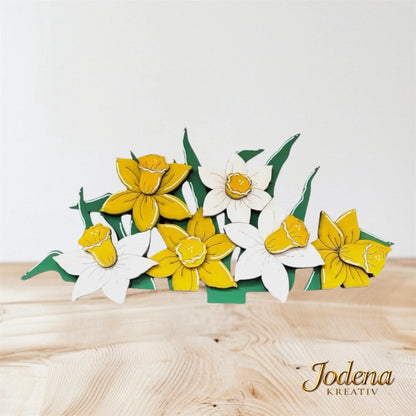 Korbeinsatz-Narzissen-solo-auf_Holztisch