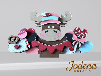 Korbeinsatz_Elch_mit_Herzgirlande_schlichter Hintergrund