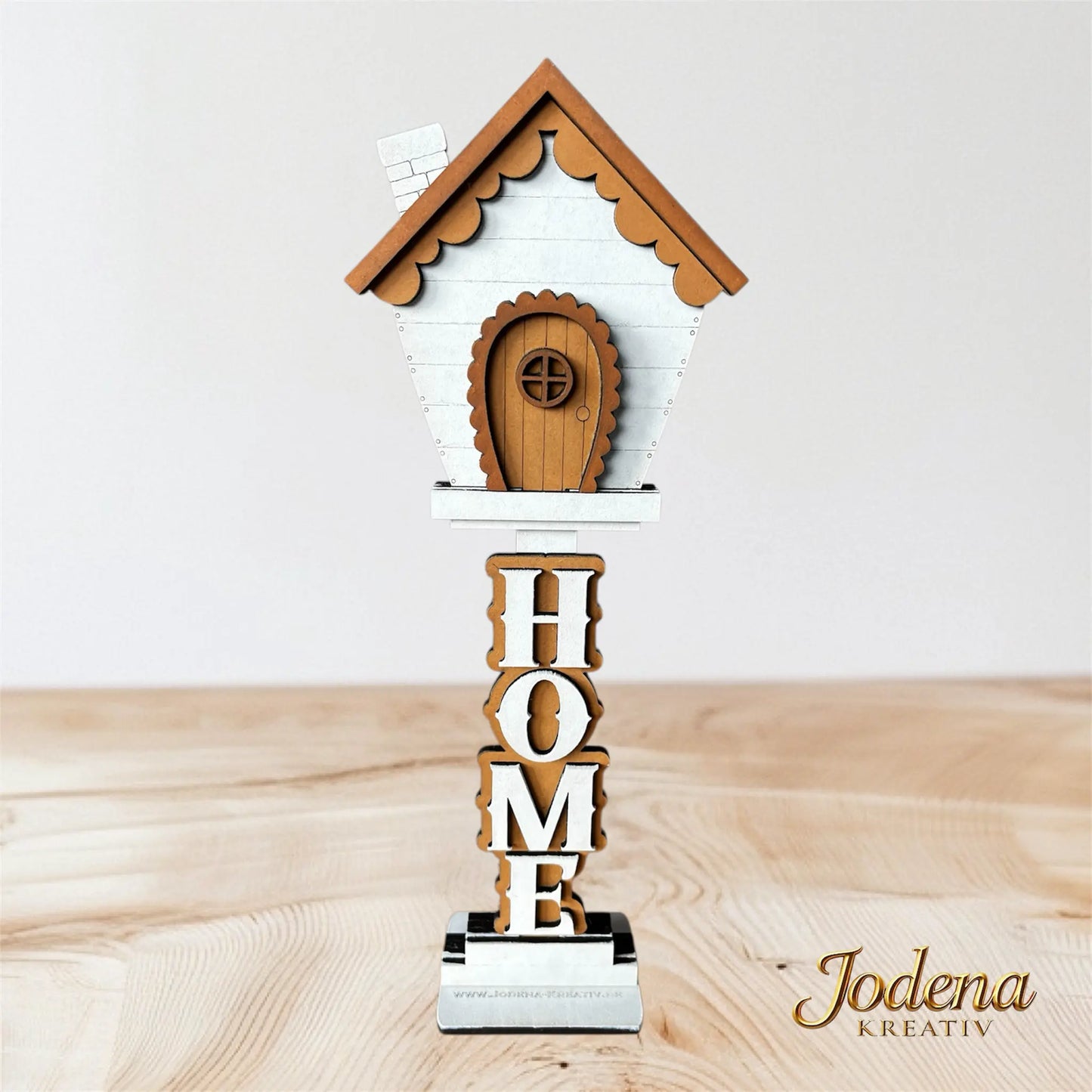 Mini_Vogelhaus_HOME_Set_komplett_auf Holztisch