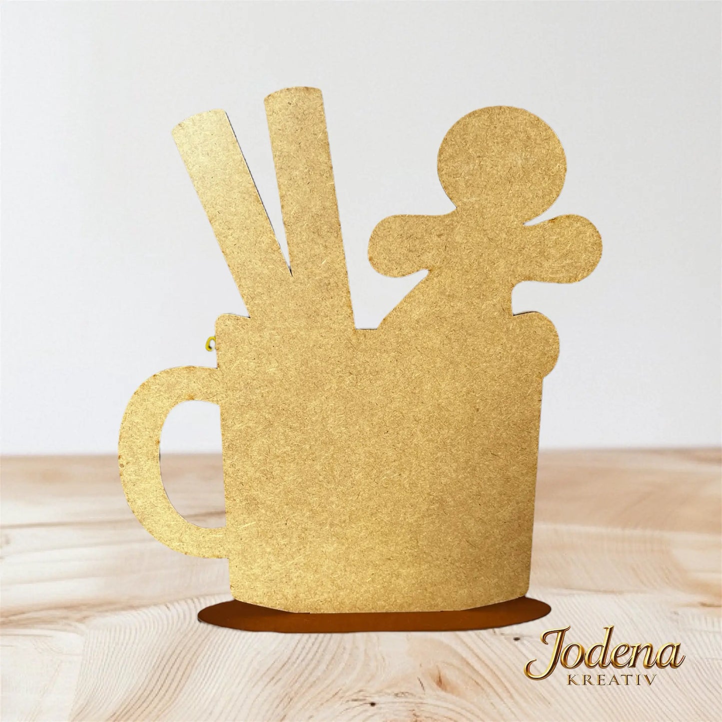 Regalsitter_Tasse_HotCocoa_Rueckseite_aufHolztisch