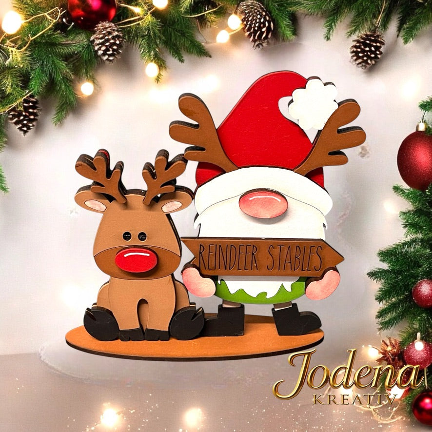 Weihnachtswichtel mit Rentier – Handgefertigte Weihnachtsdeko | Festliche Winterdekoration aus Holz - Jodena Kreativ