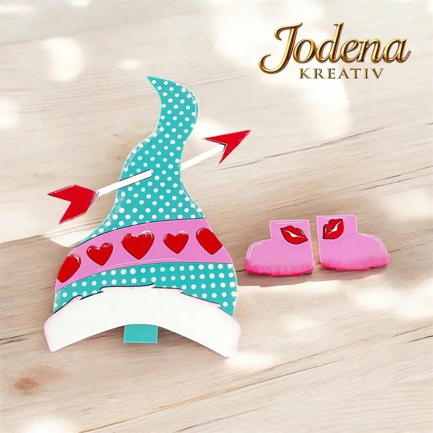 XL_Wichtel-Outfit_Valentins_1_solo_auf_Holzboden