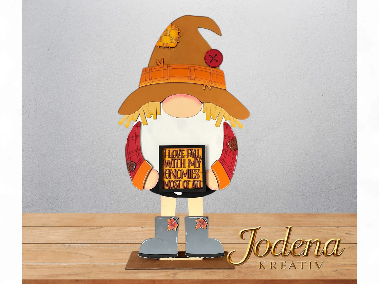 XXL-Wichtel_Herbstoutfit_Vogelscheuche_Holzboden